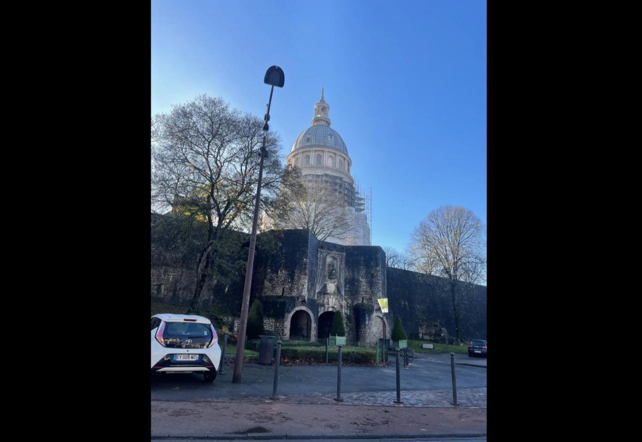 Le Henry Au Coeur De La Vieille Ville Boulogne-sur-Mer Exteriör bild
