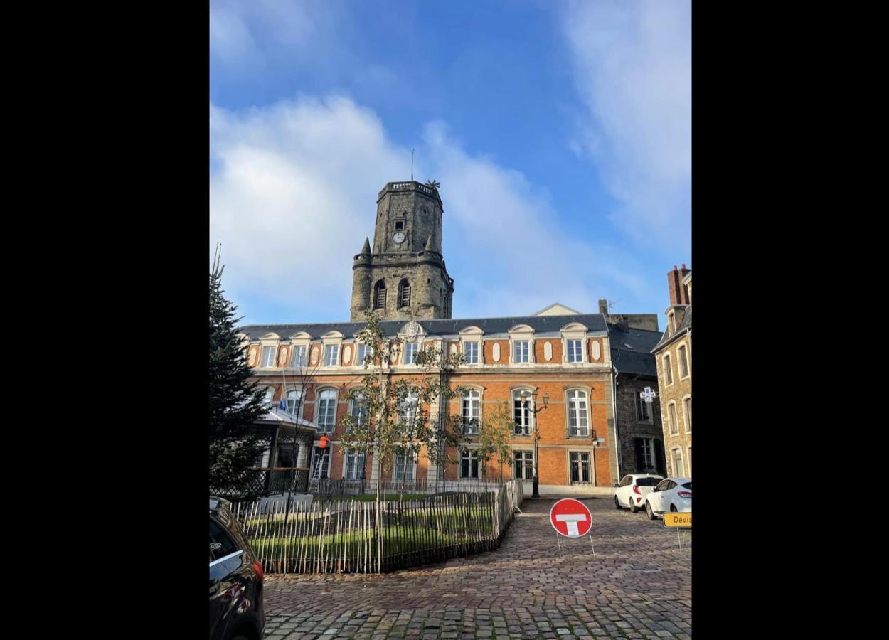 Le Henry Au Coeur De La Vieille Ville Boulogne-sur-Mer Exteriör bild